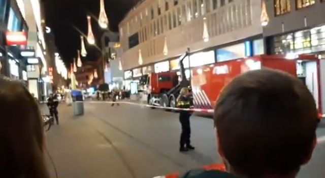 ACCOLTELLAMENTI NELLE VIE DELLO SHOPPING A L’AJA, FERITI
