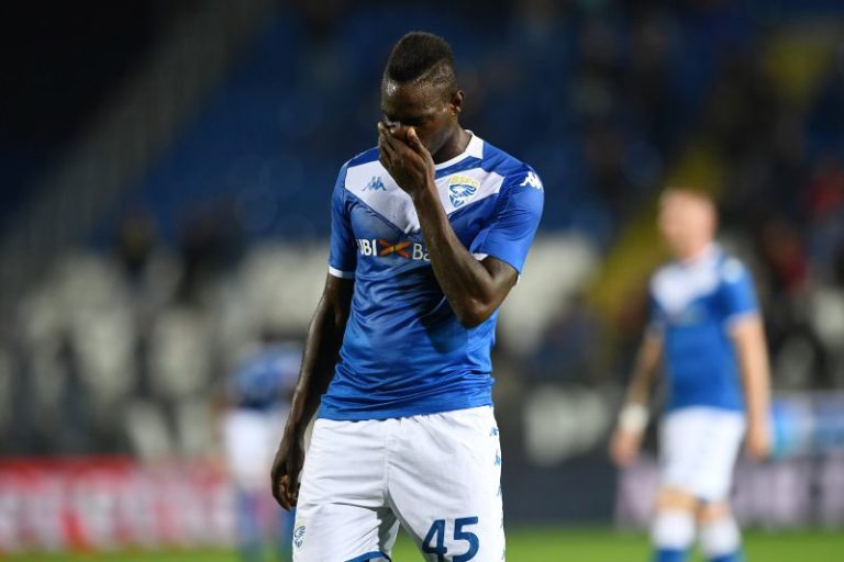 TENSIONE IN ALLENAMENTO,  BALOTELLI ALLONTANATO