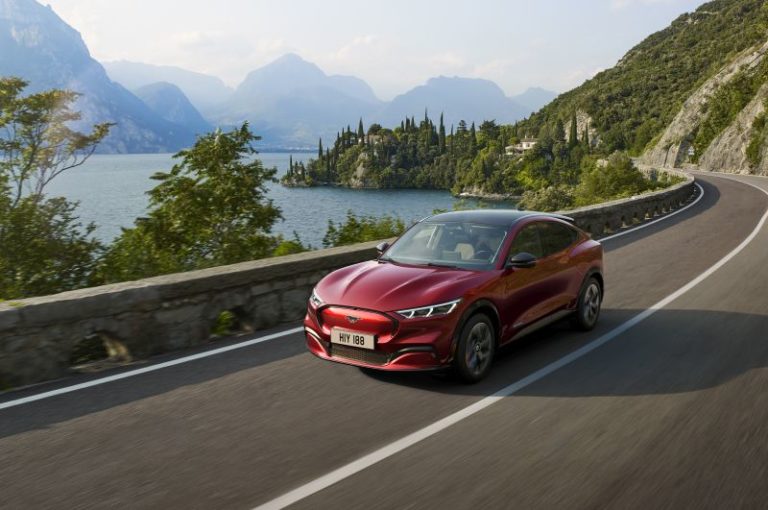MUSTANG MACH-E. IL NUOVO SUV ELETTRICO DI FORD