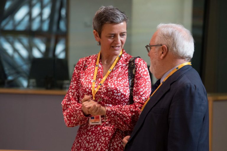 VESTAGER “MAGGIORANZE VARIABILI IN UE”