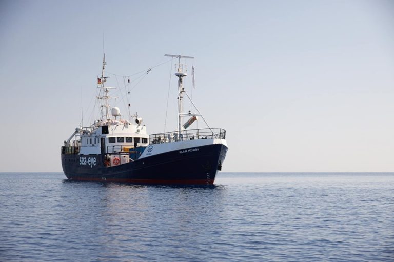 I MIGRANTI DELLA ALAN KURDI SBARCHERANNO A TARANTO