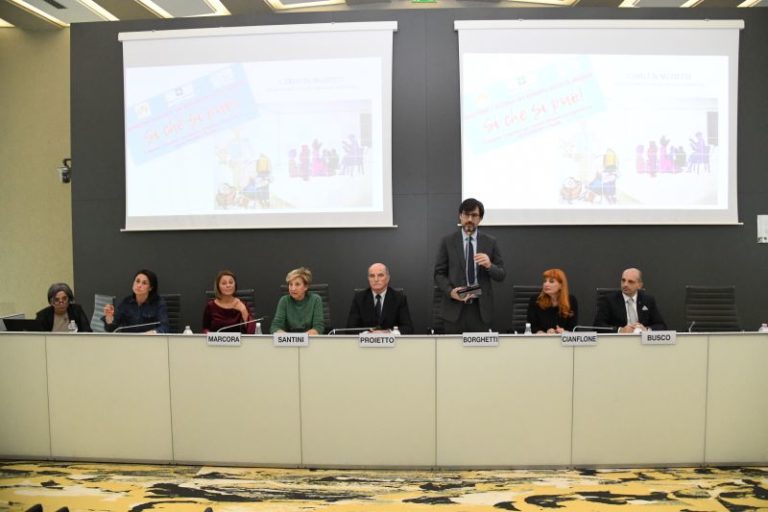 ADOZIONE E SCUOLA NEL WORKSHOP IN CONSIGLIO