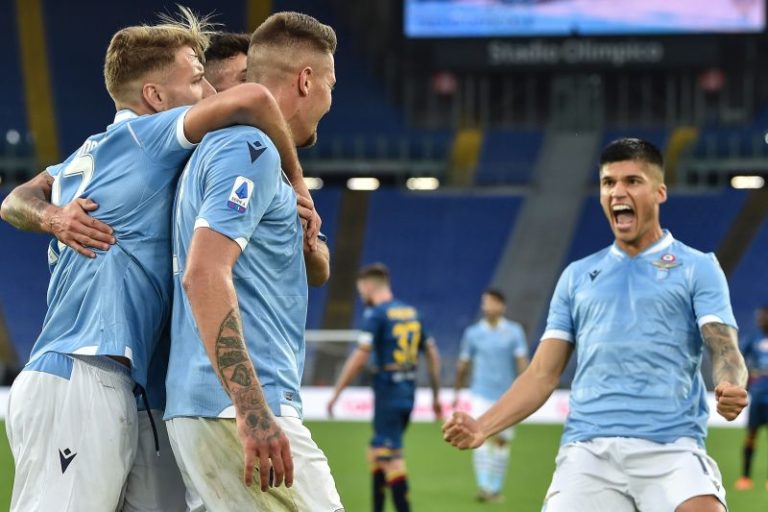 POKER LAZIO SUL LECCE, PARI SAMP-ATALANTA