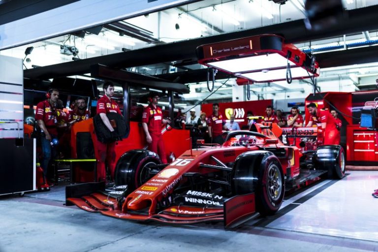 FERRARI A ABU DHABI PER CHIUDERE IN BELLEZZA