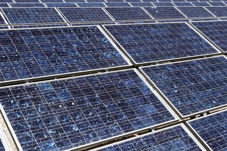 Fotovoltaico, efficienza record con una cella solare tandem