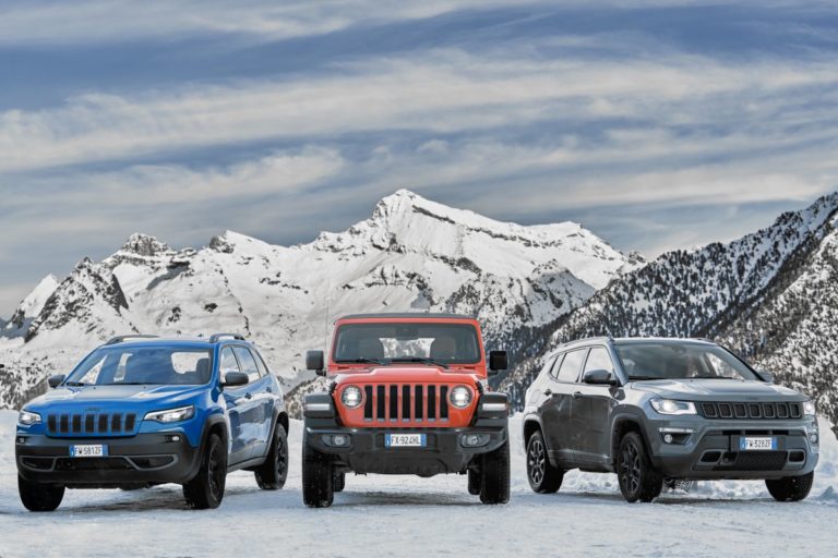 AL VIA LA WINTER EXPERIENCE JEEP A CHAMPOLUC