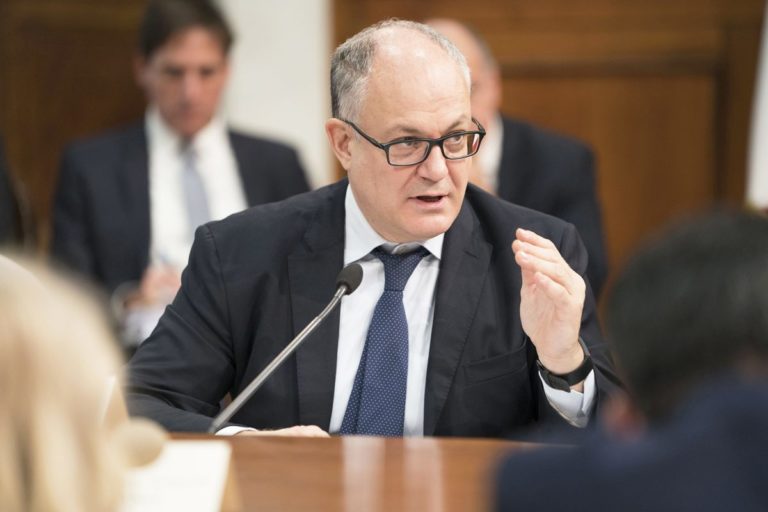 GUALTIERI “NEL 2020 LA RIFORMA DELL’IRPEF”