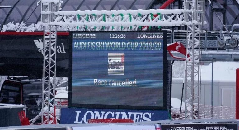NEVICA IN VAL D’ISÈRE, SALTA LA DISCESA LIBERA DI SCI ALPINO