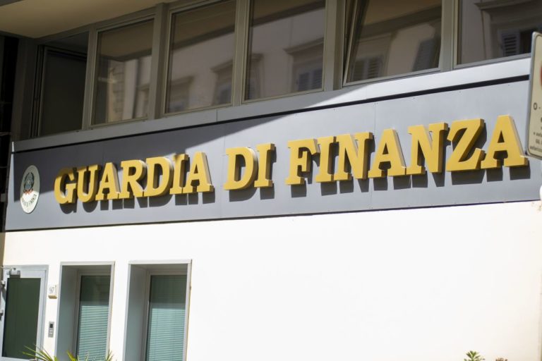 SCOPERTI A CASERTA 80 “FURBETTI” DEL REDDITO DI CITTADINANZA