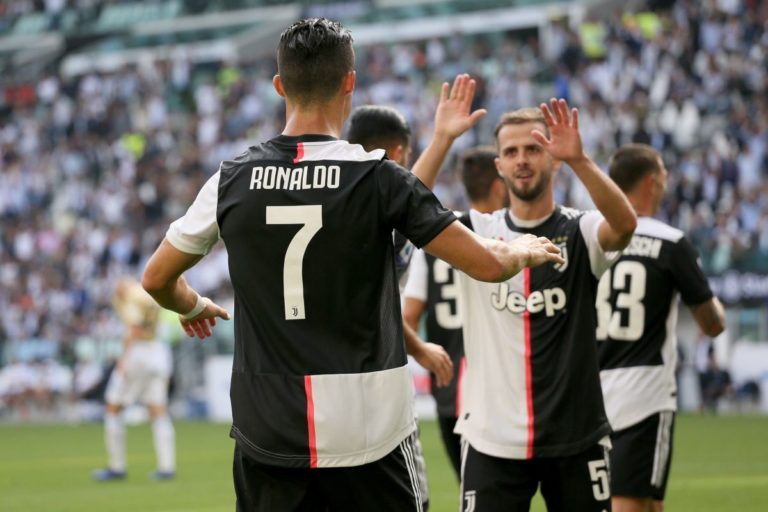 STELLE E CONFERENZE ALL’11^ EDIZIONE DEL GLOBE SOCCER AWARDS A DUBAI