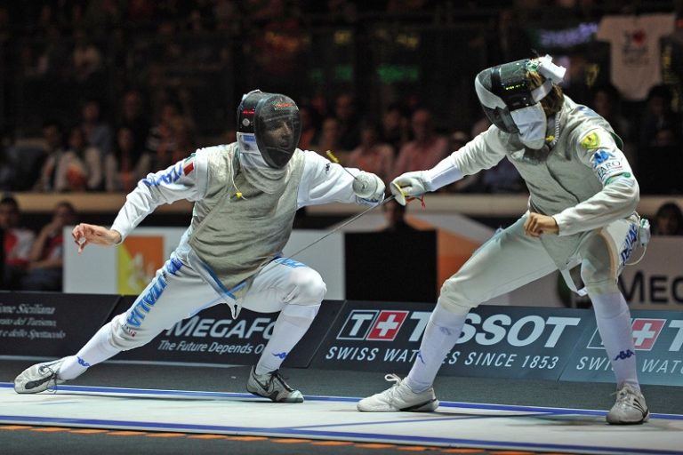 MARTEDI’ 10 PRESENTAZIONE A NAPOLI DEGLI ASSOLUTI