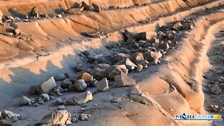 SOS MAREAMICO “LA SCALA DEI TURCHI SI SBRICIOLA”