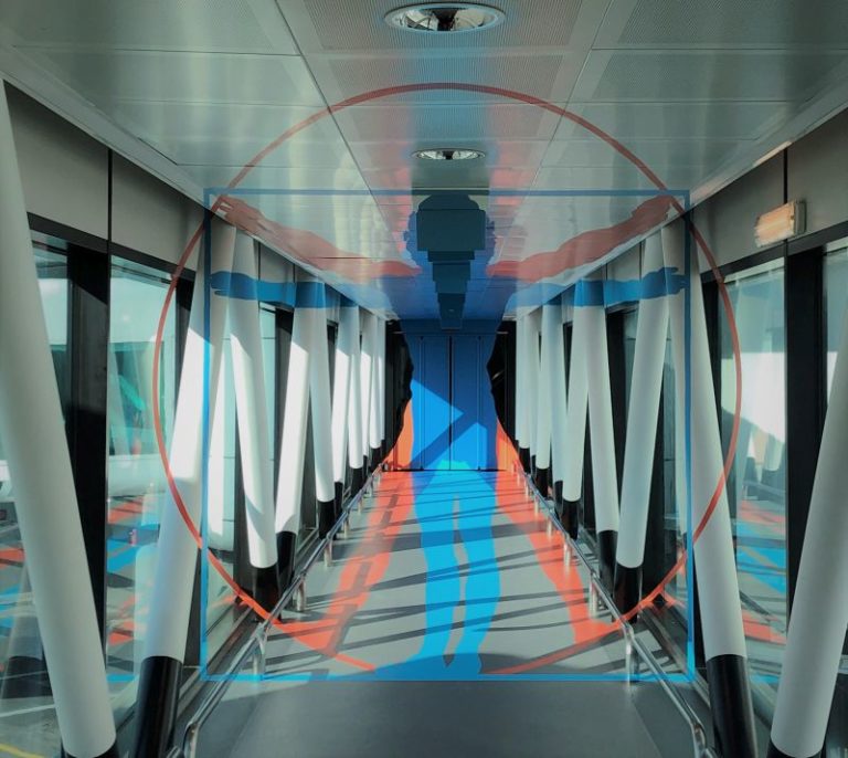 A FIUMICINO OPERE ANAMORFICHE PER LEONARDO