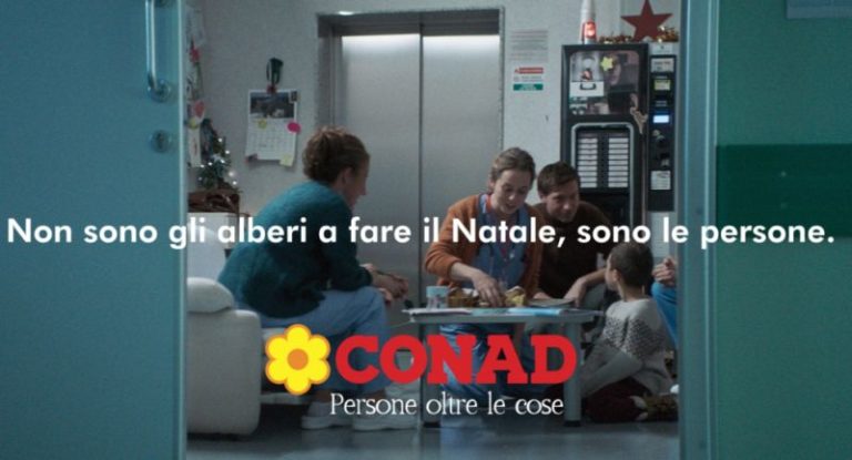 DA 8 DICEMBRE NUOVO SPOT NATALIZIO
