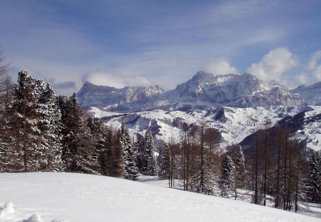 VALANGA SULLE DOLOMITI DEL BRENTA, UN MORTO