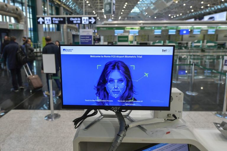 RICONOSCIMENTO BIOMETRICO ALL’AEROPORTO DI FIUMICINO