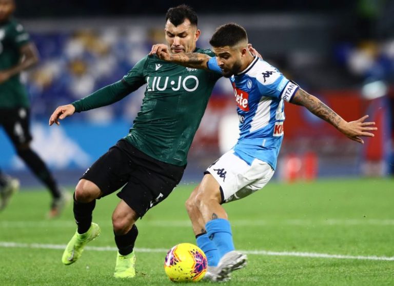 SANSONE STENDE IL NAPOLI, IL BOLOGNA VINCE 2-1