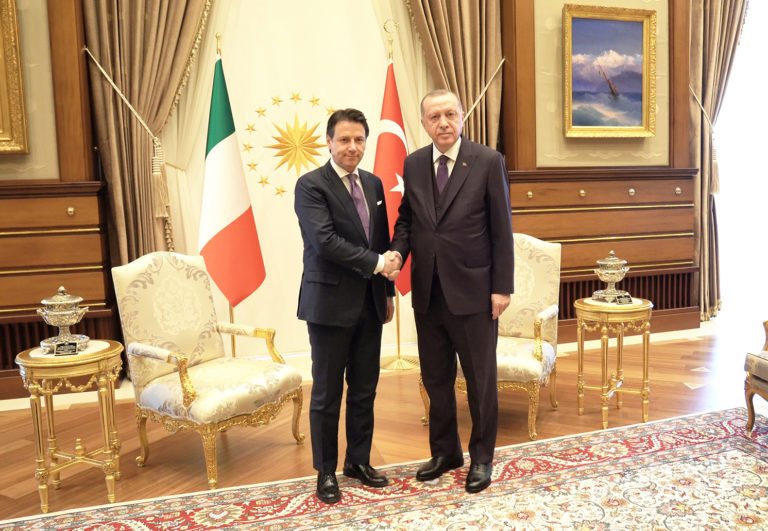 LIBIA, CONTE INCONTRA ERDOGAN “CESSATE IL FUOCO SIA PERMANENTE”