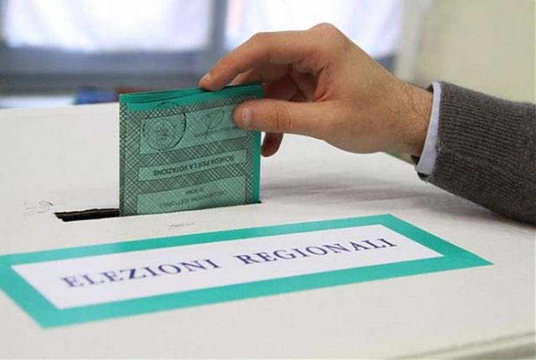 REGIONALI, CHIUSI I COMIZI OGGI SILENZIO ELETTORALE