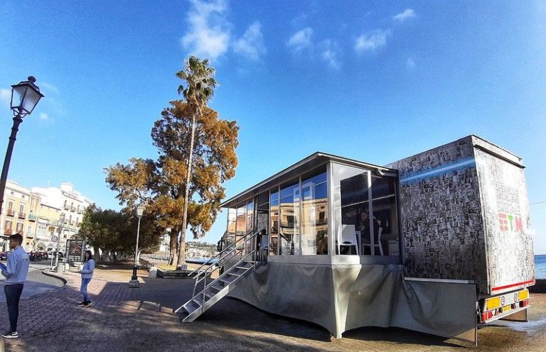 Lezioni di internet, fa tappa a Milazzo la “scuola” di Tim