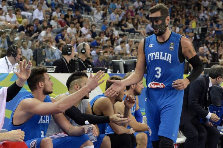 VINCONO THUNDER E SPURS, BENE GALLINARI E BELINELLI