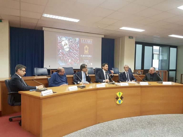 AL VIA IL RESTAURO DELLA VARA A PALAZZO CAMPANELLA