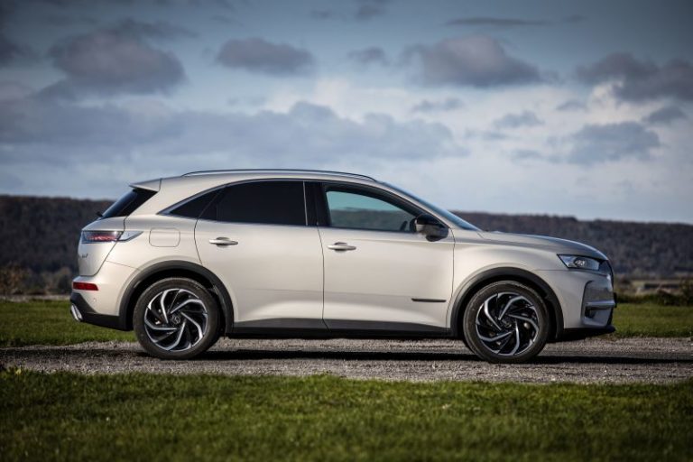 DS 7 CROSSBACK E-TENSE 4X4, IBRIDO DINAMICO