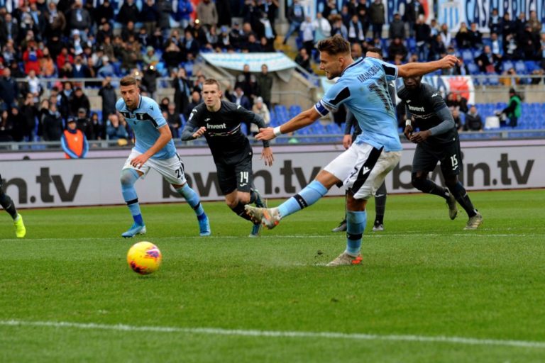 LAZIO TRAVOLGE SAMP 5-1, TRIPLETTA IMMOBILE