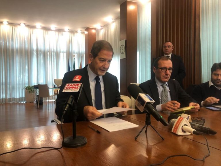 RIFIUTI, MUSUMECI “IN SICILIA NON C’È PIÙ EMERGENZA”