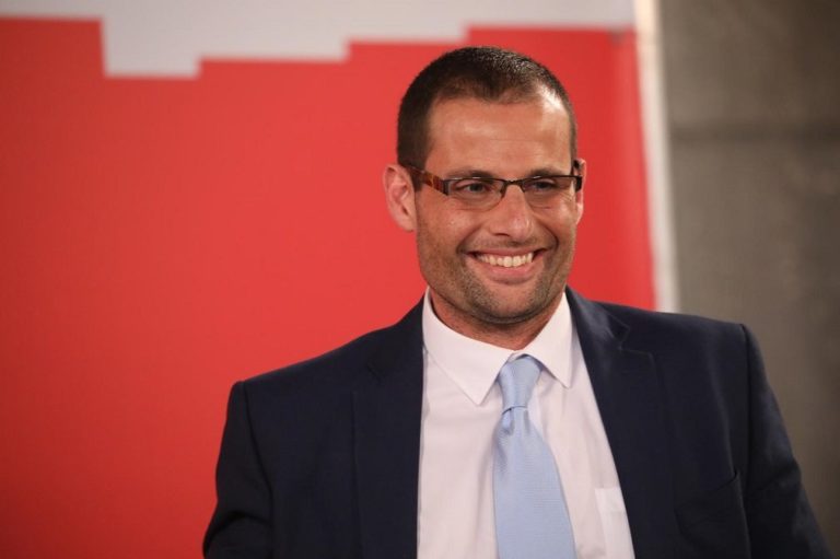 Malta, Abela calls for investigation into alleged corruption