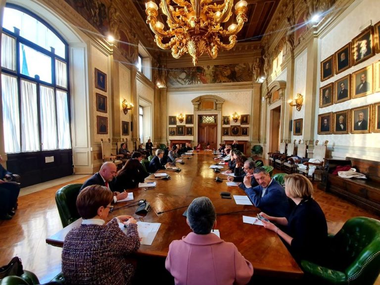 AZZOLINA “CONCORSI PER 70 MILA DOCENTI”