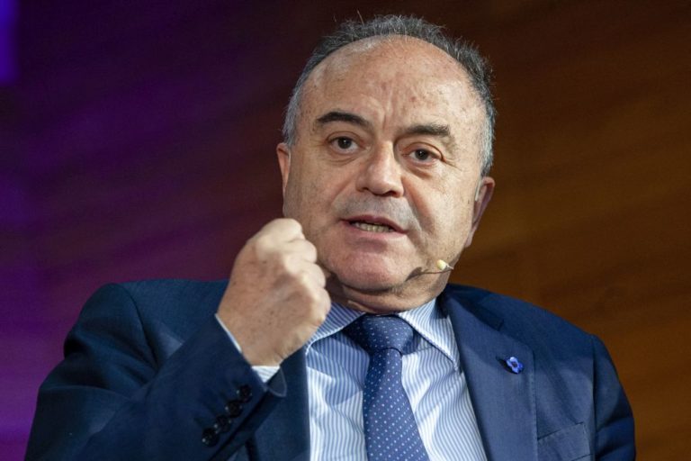 Coronavirus, Gratteri “le mafie pronte a gestire denaro e potere”