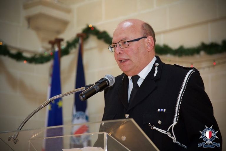 MALTA, SI È DIMESSO IL CAPO DELLA POLIZIA