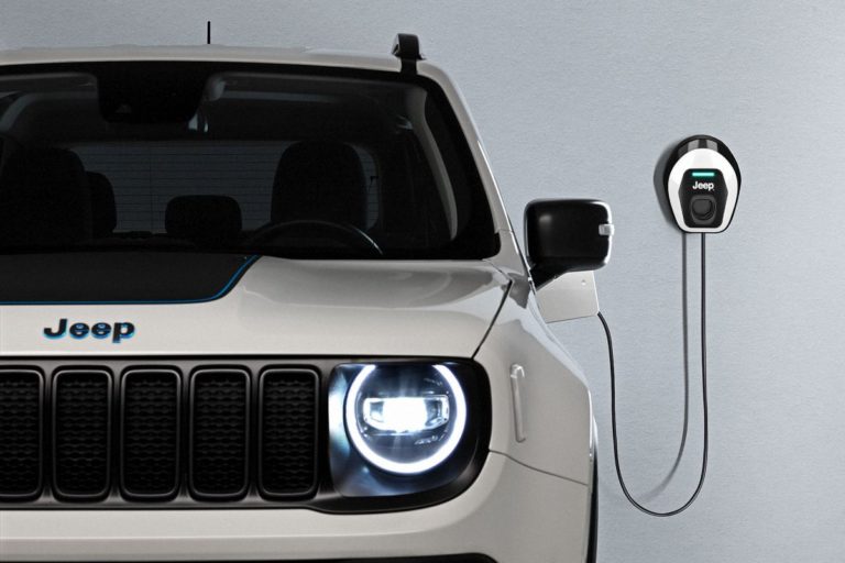 JEEP RENEGADE E COMPASS IBRIDE 4XE “FIRST EDITION”