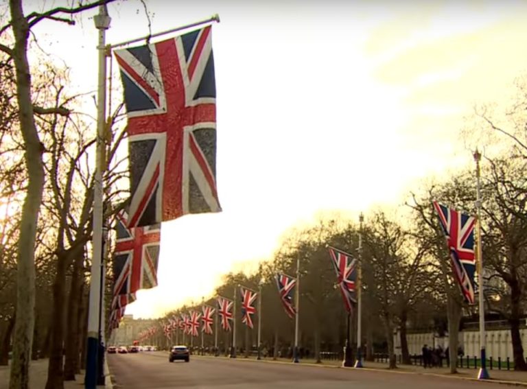 LONDRA DICE ADDIO ALLA UE