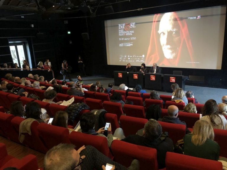 Al Bari international film festival Loach, Mirren e Benigni