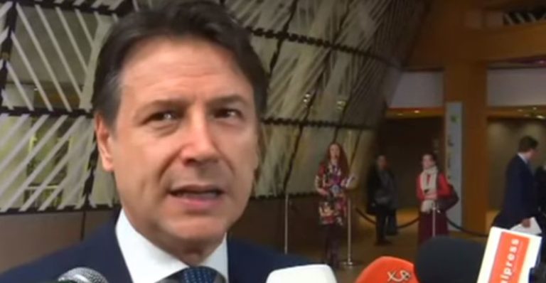 Governo, Conte “Improprio se cercassi altre maggioranze”