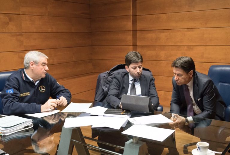 Conte “Pronti ad aggiornare le misure sul Coronavirus”