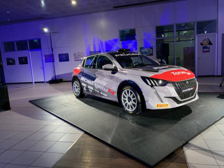 Ucci-Ussi tornano al volante della Peugeot 208 Rally 4