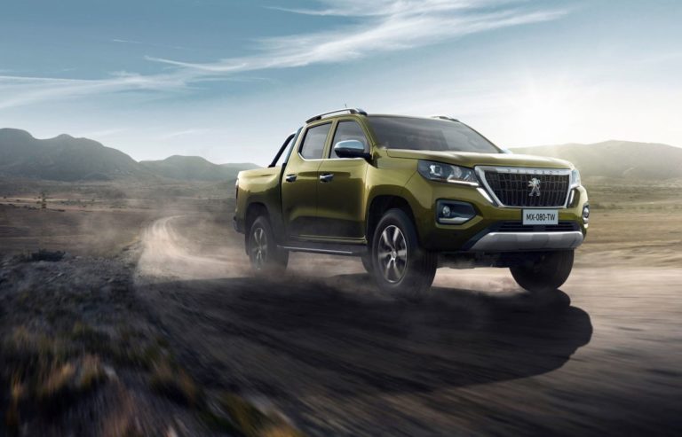 Peugeot presenta il nuovo pick-up Landtrek