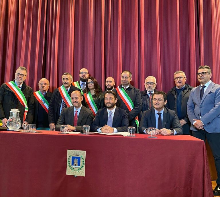Sbloccati lavori per la viabilità, firmati contratti