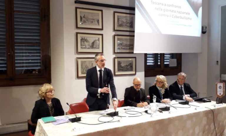 “Ti accorgi di me??”, corto contro il bullismo