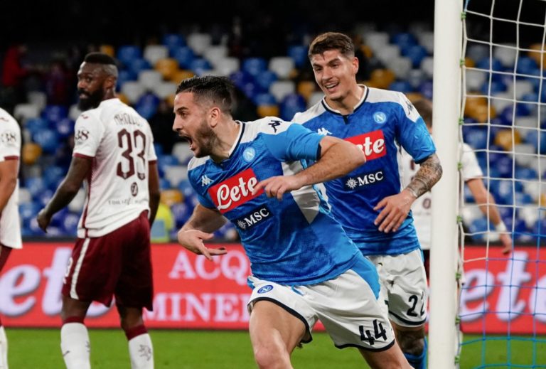 Il Napoli supera il Torino 2-1