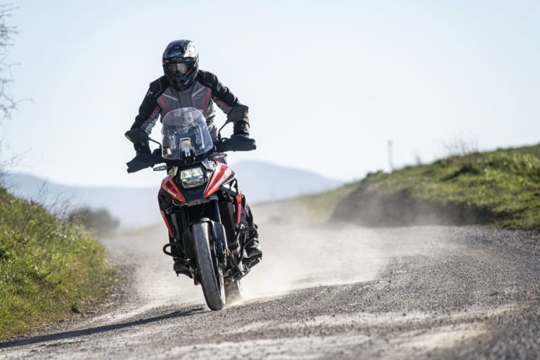 Arriva in Italia la Suzuki V-Strom 1050XT