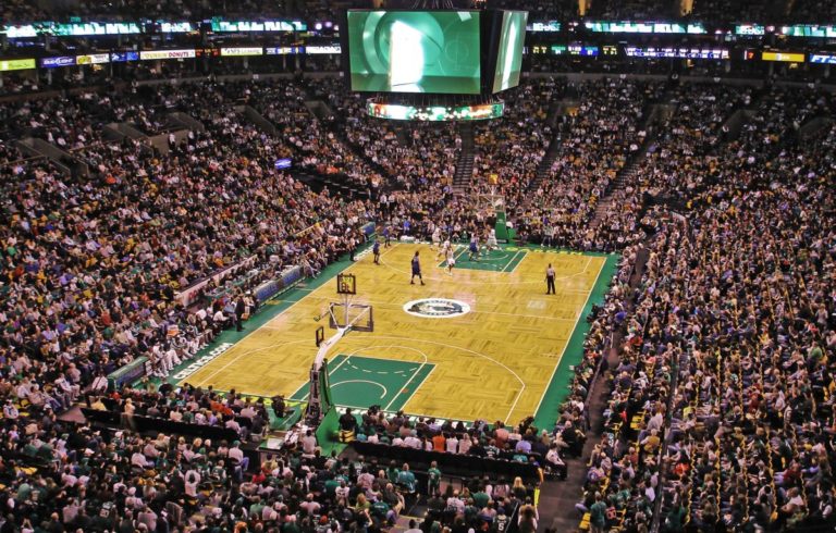 C’e’ il primo positivo al Coronavirus, Nba sospende stagione