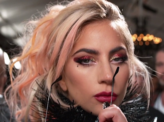 Coronavirus, Lady Gaga in isolamento volontario