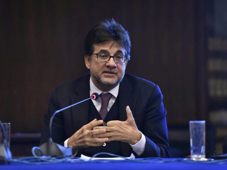 Pancalli sta con Cio e Ipc “Priorita’ alla salute, rinvio ok”