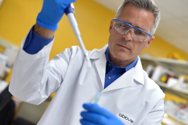 Leucemia linfatica cronica, via libera in Europa al farmaco Venetoclax