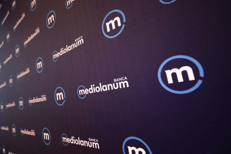Banca Mediolanum rinvia la distribuzione dei dividendi