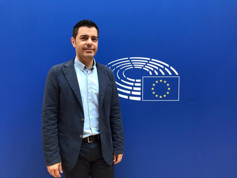 Coronavirus, la Spagna guarda al modello Italia